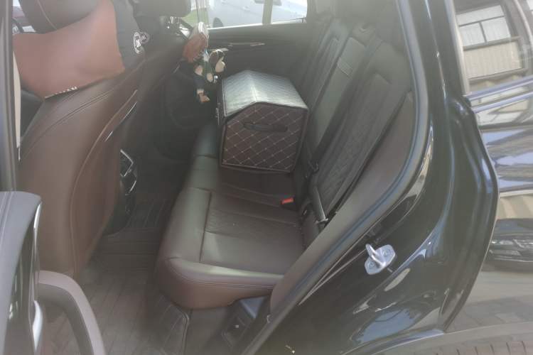 Used BMW X3 2022 xDrive25i M Sport Package Left Rear Seat
