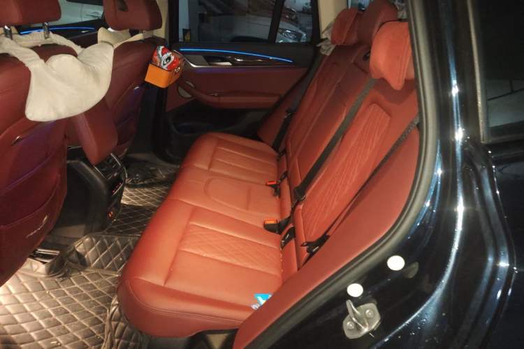 Used BMW X3 2022 xDrive30i Luxury Model M Night Sky Package Left Rear Seat