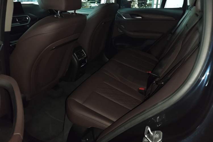 Used BMW X3 2022 xDrive30i Luxury Model M Night Sky Package Left Rear Seat