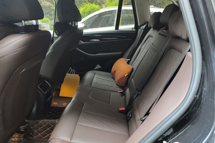 Used BMW X3 2022 xDrive25i M Sport Package Left Rear Seat