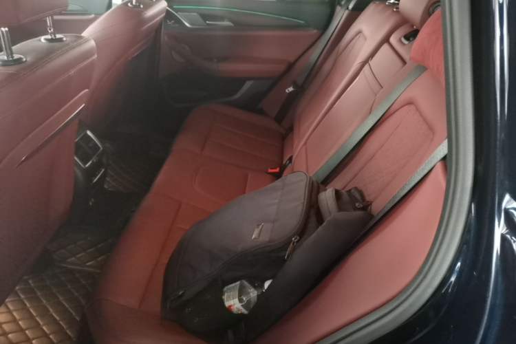 Used BMW X3 2022 Facelift xDrive30i Luxury Edition M Night Edition Package Left Rear Seat