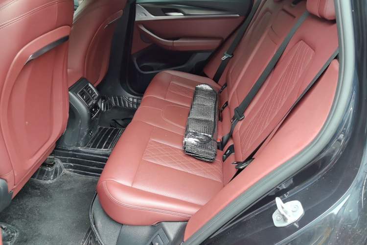 Used BMW X3 2022 Restyled xDrive30i Luxury Edition M Night Sky Package Left Rear Seat