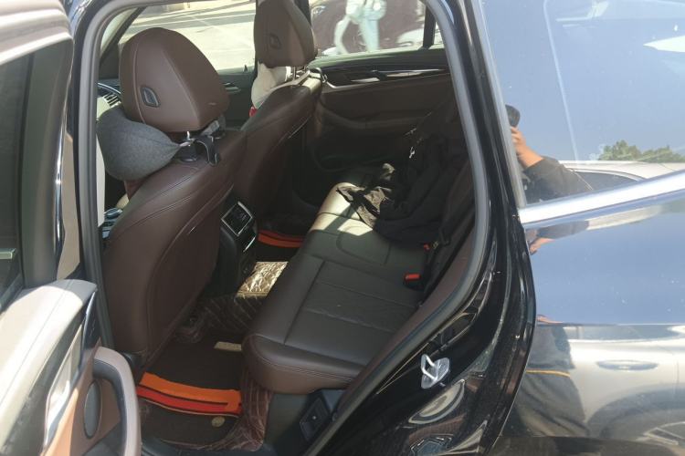Used BMW X3 2022 Restyled xDrive25i M Sport Package Left Rear Seat
