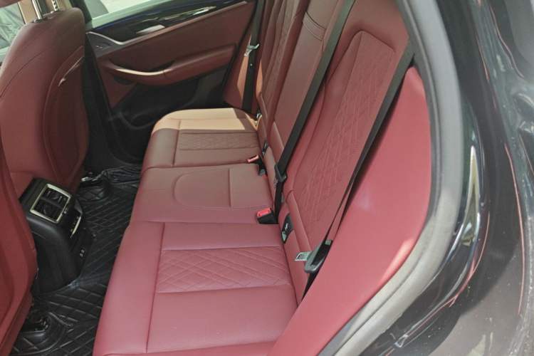 Used BMW X3 2022 xDrive25i M Sport Package Left Rear Seat