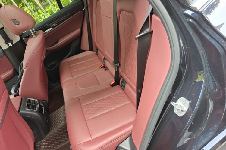 Used BMW X3 2022 Restyled xDrive25i M Sport Package Left Rear Seat