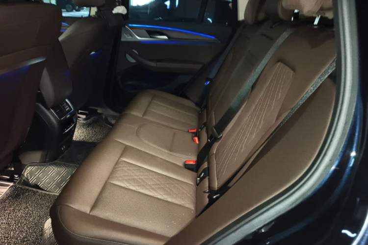 Used BMW X3 2022 xDrive30i Luxury Model M Night Sky Package Left Rear Seat