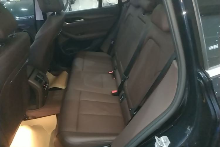 Used BMW X3 2022 xDrive25i M Sport Package Left Rear Seat
