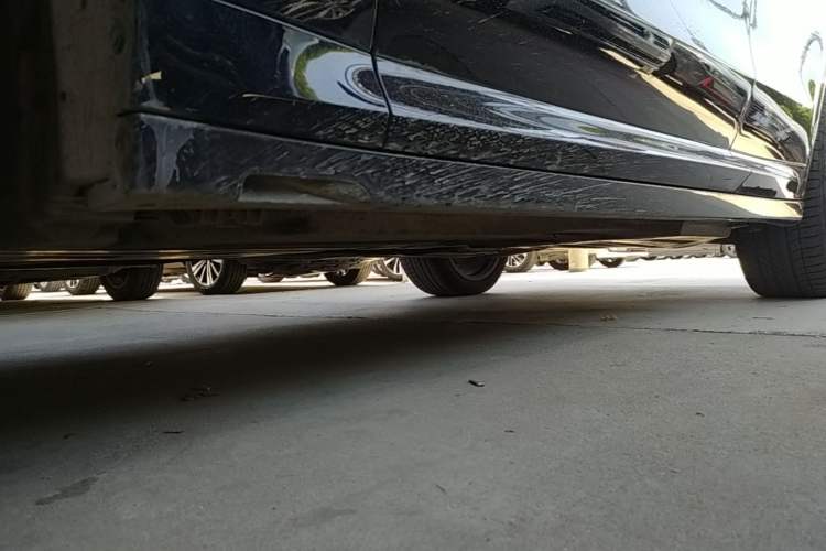 Used BMW X3 2022 Second Facelift xDrive30i Leading Edition M Night Sky Package Left Side Sill