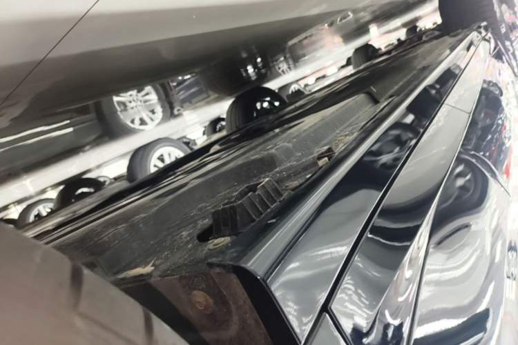 Used BMW X3 2022 Second Facelift xDrive30i Leading Edition M Night Sky Package Left Side Sill