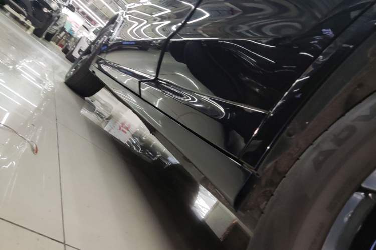 Used BMW X3 2022 Restyled xDrive25i M Sport Package Left Side Sill