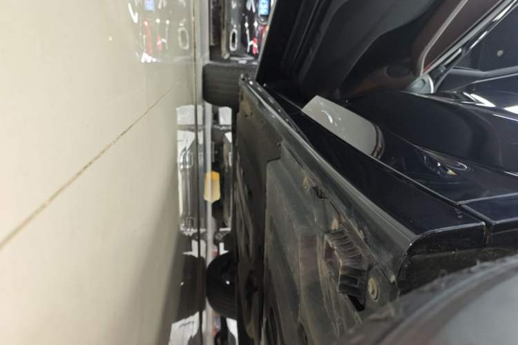 Used BMW X3 2022 Restyled xDrive25i M Sport Package Left Side Sill