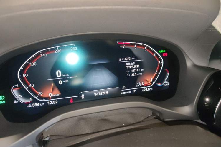 Used BMW X3 2022 xDrive25i M Sport Package Odometer Close Up