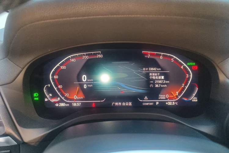 Used BMW X3 2022 Second Facelift xDrive30i Leading Edition M Night Sky Package Odometer Close Up