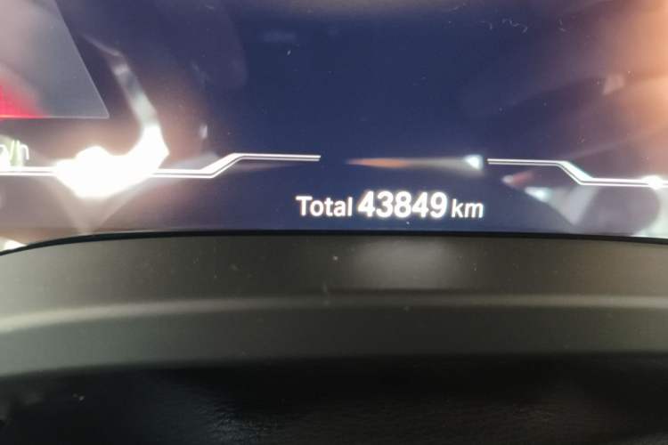 Used BMW X3 2022 Restyled xDrive25i M Sport Package Odometer Close Up