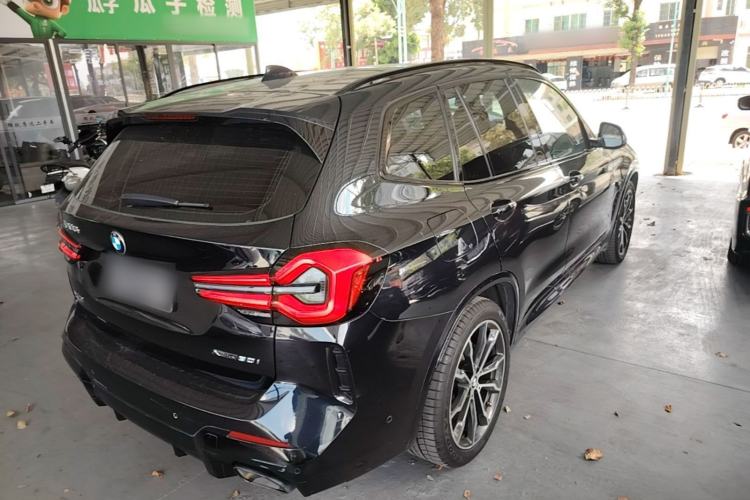Used BMW X3 2022 Second Facelift xDrive30i Leading Edition M Night Sky Package Rear Right 45 Deg