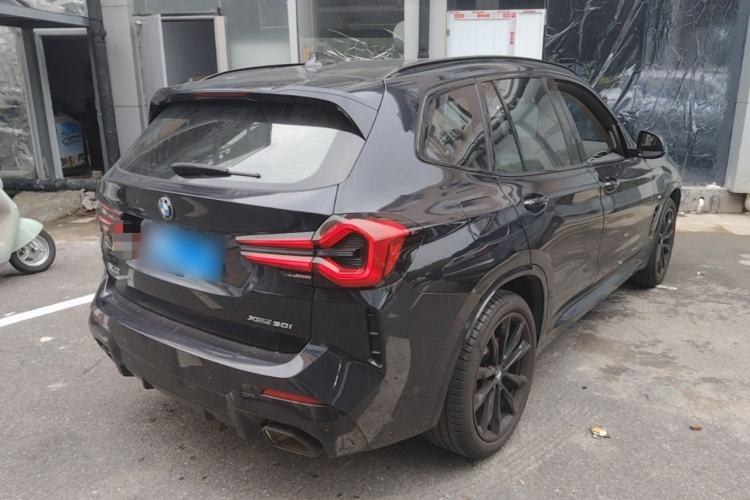 Used BMW X3 2022 Second Facelift xDrive30i Leading Edition M Night Sky Package Rear Right 45 Deg