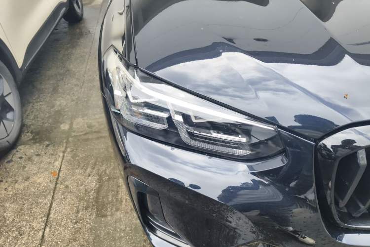 Used BMW X3 2022 Facelift xDrive30i Luxury Edition M Night Edition Package Right Front Headlight
