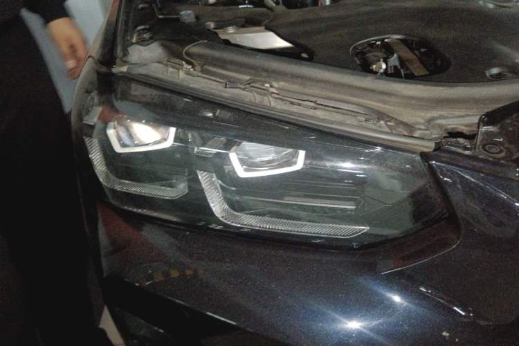 Used BMW X3 2022 Second Facelift xDrive30i Luxury Edition M Night Sky Package Right Front Headlight