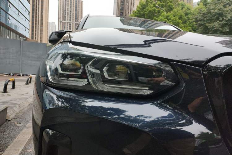 Used BMW X3 2022 M40i Right Front Headlight