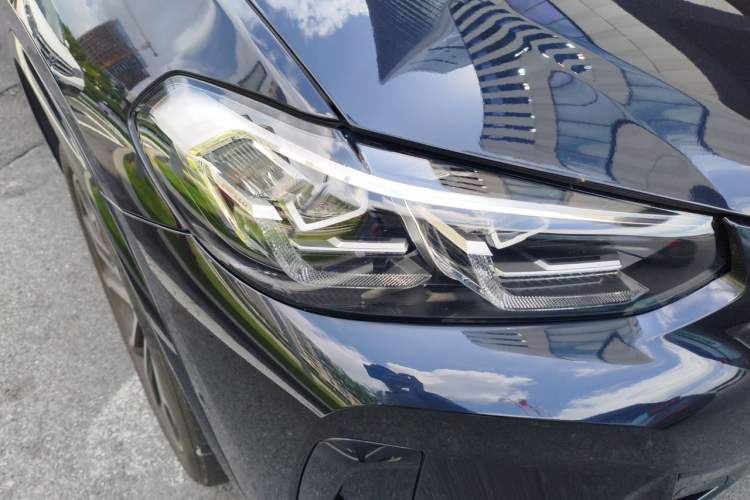 Used BMW X3 2022 Second Facelift xDrive30i Leading Edition M Night Sky Package Right Front Headlight