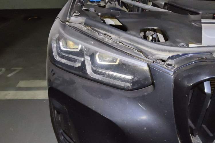 Used BMW X3 2022 Facelift xDrive30i Luxury Edition M Night Edition Package Right Front Headlight