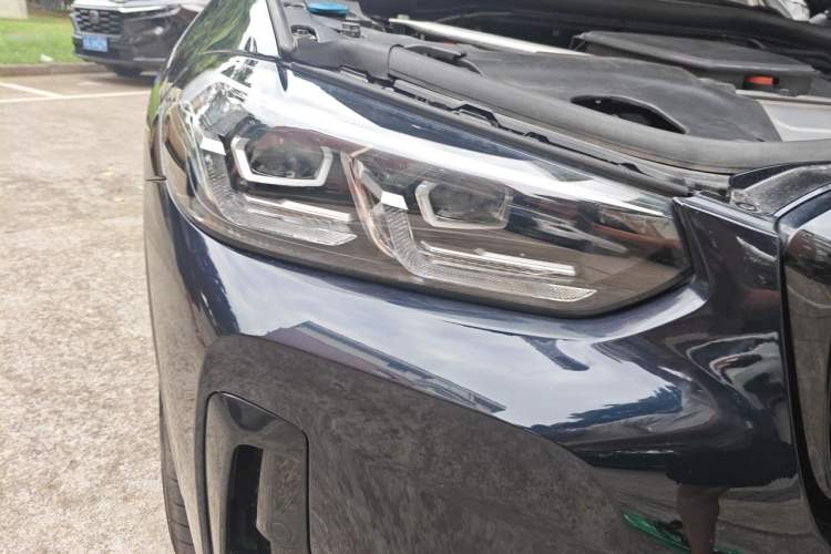 Used BMW X3 2022 Second Facelift xDrive30i Leading Edition M Night Sky Package Right Front Headlight
