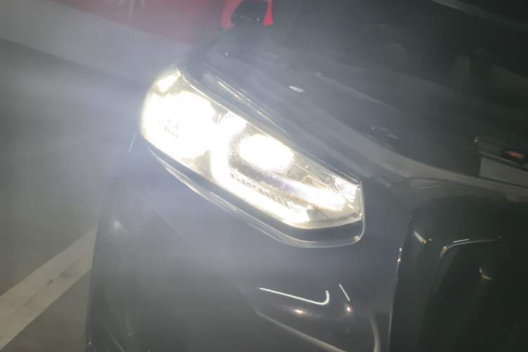 Used BMW X3 2022 xDrive30i Luxury Model M Night Sky Package Right Front Headlight