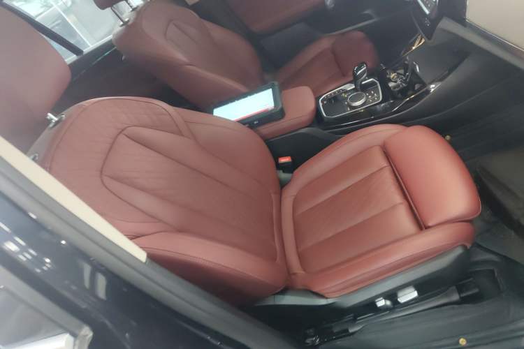 Used BMW X3 2022 Restyled xDrive25i M Sport Package Right Front Seat