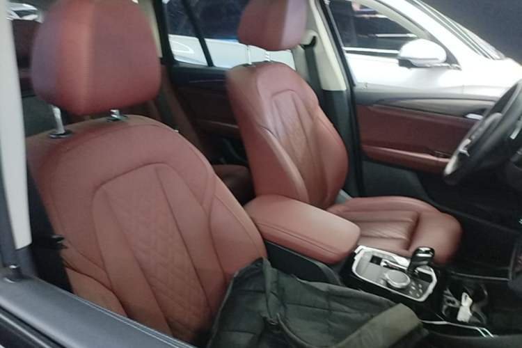 Used BMW X3 2022 xDrive30i Luxury Model M Night Sky Package Right Front Seat