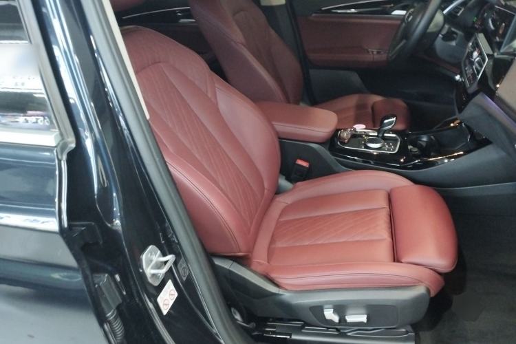 Used BMW X3 2022 xDrive25i M Sport Package Right Front Seat