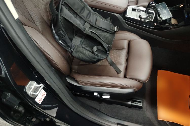 Used BMW X3 2022 xDrive25i M Sport Package Right Front Seat