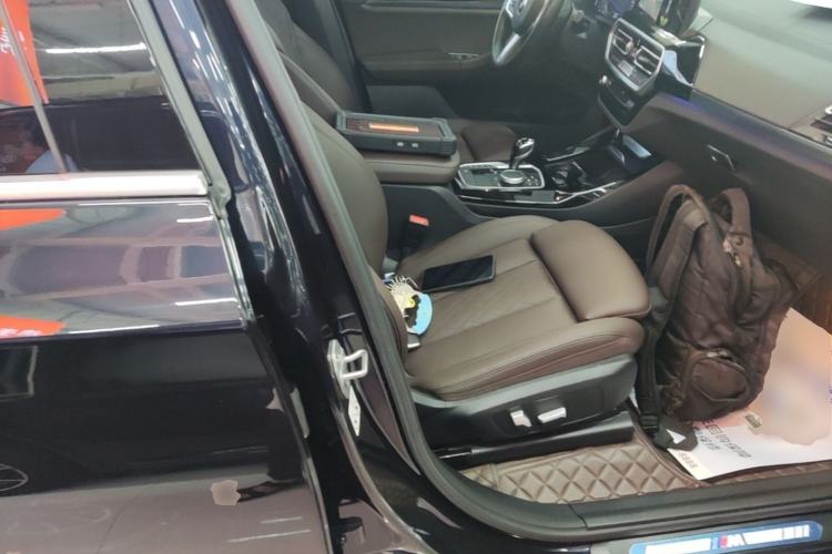 Used BMW X3 2022 xDrive25i M Sport Package Right Front Seat