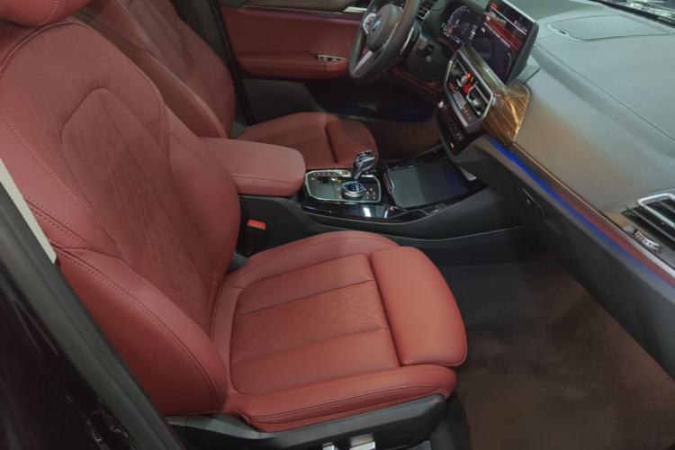 Used BMW X3 2022 xDrive30i Luxury Model M Night Sky Package Right Front Seat