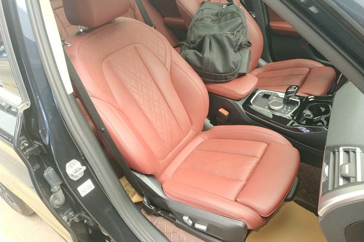 Used BMW X3 2022 Restyled xDrive25i M Sport Package Right Front Seat