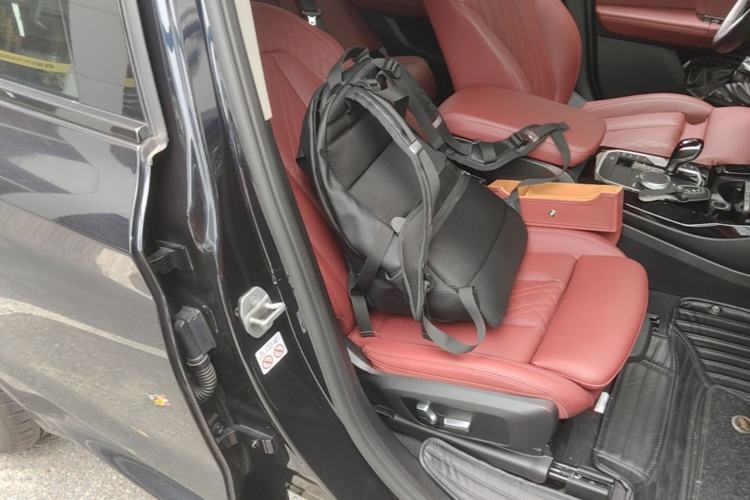 Used BMW X3 2022 Second Facelift xDrive30i Leading Edition M Night Sky Package Right Front Seat