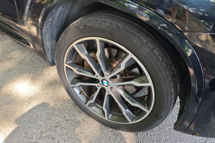 Used BMW X3 2022 xDrive30i Luxury Model M Night Sky Package Right Front Wheel Hub