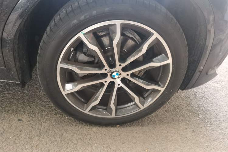 Used BMW X3 2022 Facelift xDrive30i Luxury Edition M Night Edition Package Right Front Wheel Hub