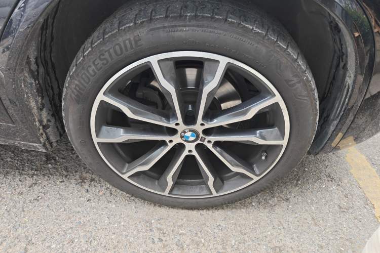 Used BMW X3 2022 xDrive30i Luxury Model M Night Sky Package Right Front Wheel Hub