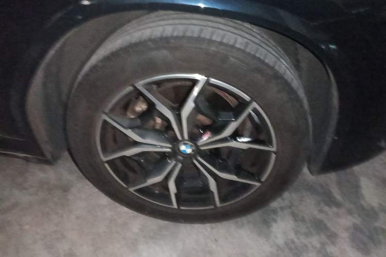 Used BMW X3 2022 Restyled xDrive25i M Sport Package Right Front Wheel Hub