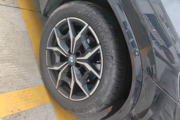 Used BMW X3 2022 Restyled xDrive25i M Sport Package Right Front Wheel Hub