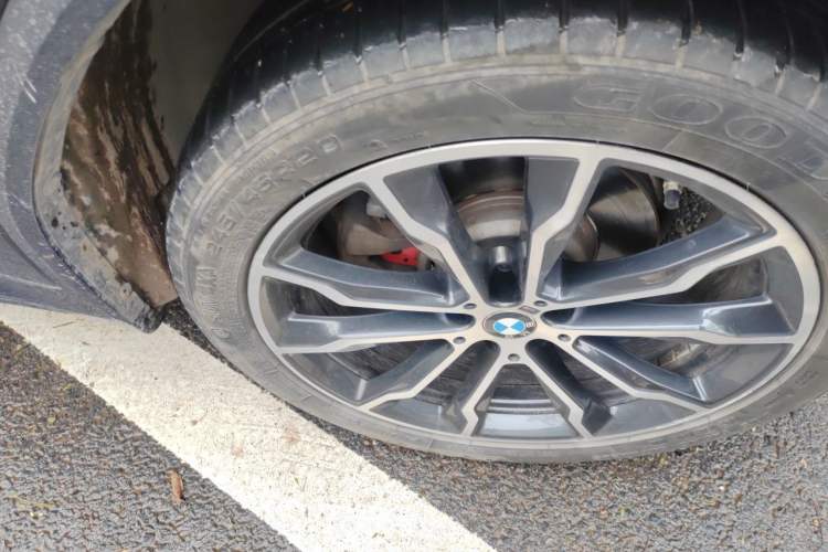 Used BMW X3 2022 xDrive30i Luxury Model M Night Sky Package Right Front Wheel Hub