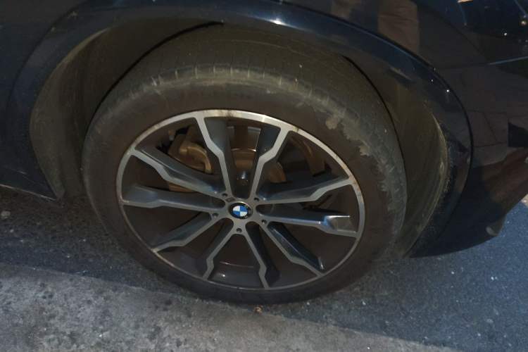 Used BMW X3 2022 xDrive30i Luxury Model M Night Sky Package Right Front Wheel Hub
