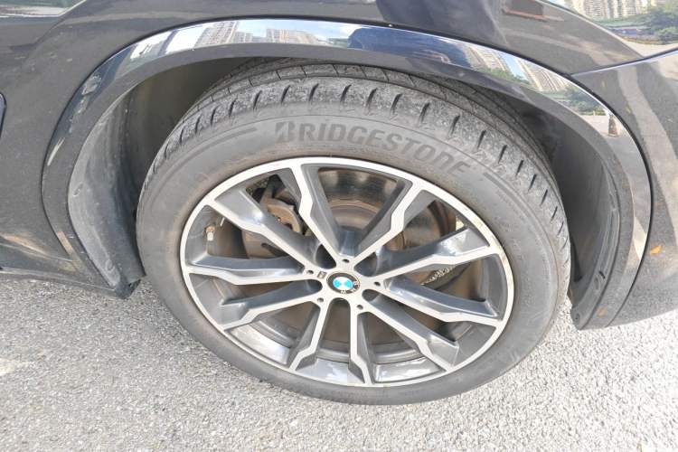 Used BMW X3 2022 xDrive30i Luxury Model M Night Sky Package Right Front Wheel Hub