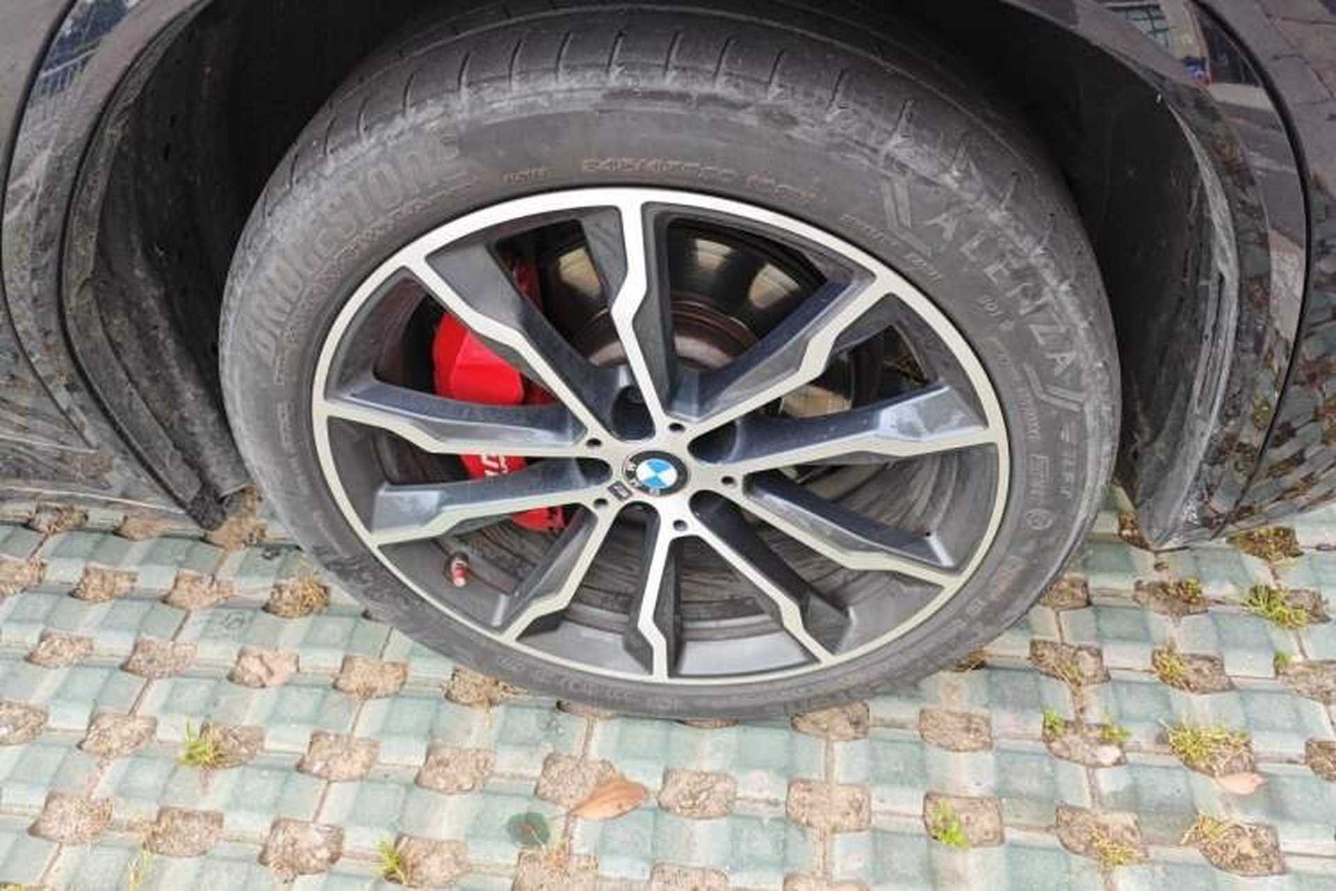 Used BMW X3 2022 xDrive30i Luxury Model M Night Sky Package Right Front Wheel Hub