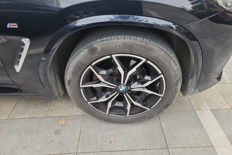 Used BMW X3 2022 Restyled xDrive25i M Sport Package Right Front Wheel Hub