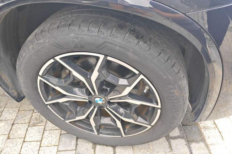 Used BMW X3 2022 xDrive25i M Sport Package Right Front Wheel Hub
