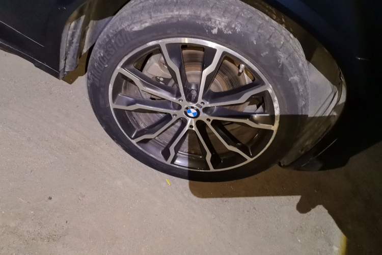 Used BMW X3 2022 xDrive30i Luxury Model M Night Sky Package Right Front Wheel Hub