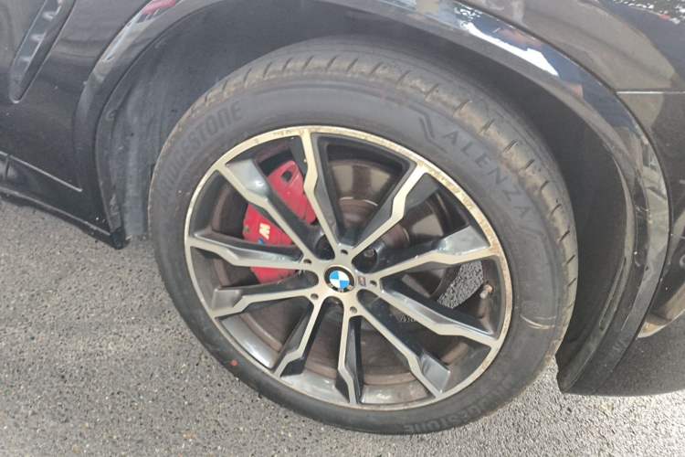 Used BMW X3 2022 Second Facelift xDrive30i Leading Edition M Night Sky Package Right Front Wheel Hub