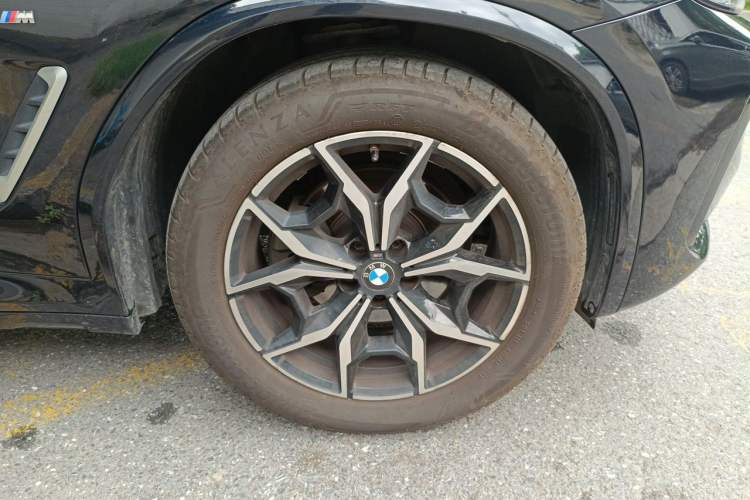 Used BMW X3 2022 Restyled xDrive25i M Sport Package Right Front Wheel Hub