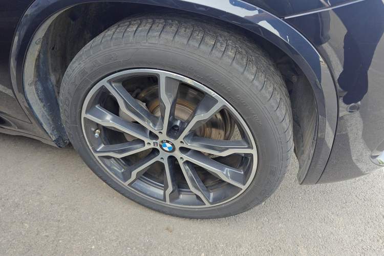 Used BMW X3 2022 xDrive30i Luxury Model M Night Sky Package Right Front Wheel Hub